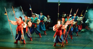 Stire din Cultură-Educație : Coregrafii spectaculoase, pe scena Casei de Cultură