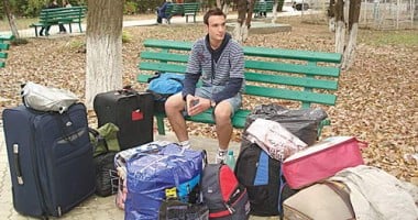 Stire din Cultură-Educație : UNIVERSITATEA OVIDIUS / Sute de studenți stau la coadă pentru un loc în cămin