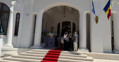 Cazinoul din Constanța găzduiește lansarea bistro-ului express, cu priveliște directă la valurile Mării Negre