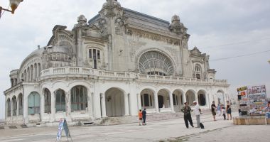Stire din Social : UPDATE / Ședința de Consiliu Local. Terenuri retrocedate ilegal și soarta CAZINOULUI, printre prioritățile zilei