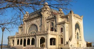 Stire din Politică-Administrație : "Mazăre ar fi putut reface Cazinoul, pentru că are la dispoziție fonduri europene"