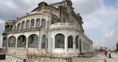 Stire din Politică-Administrație : Cazinoul poate fi salvat. Iată cum