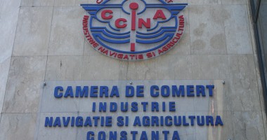 Stire din Economie : Curs de auditori interni, la CCINA Constanța