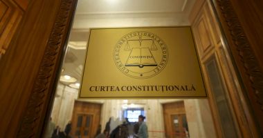 Stire din Politică-Administrație : CCR a validat primul tur al alegerilor prezidențiale. Turul doi, George Simion – Nicușor Dan, are loc pe 18 mai