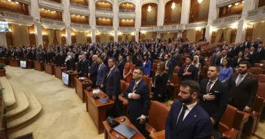 Stire din Politică-Administrație : A fost ales noul Birou Permanent al Camerei Deputaților. Iată cine face parte din această structură