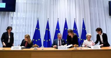 Stire din Actualitate : Oficial: UE a publicat decizia privind admiterea României şi Bulgariei în Schengen