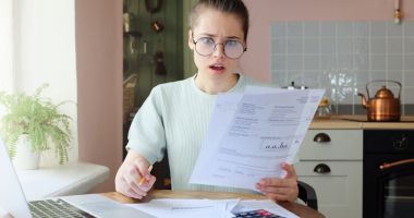 Stire din Social : Veste proastă pentru români! Ce se întâmplă cu facturile la energie și gaze din aprilie