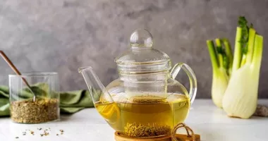 Stire din Sănătate : Ceaiul de fenicul, un sprijin natural pentru digestie și confortul zilnic