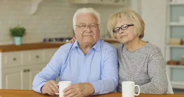 Stire din Sănătate : De ce ar trebui să începeți ziua cu o cană de ceai verde