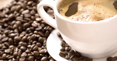 Stire din Sănătate : Consumul moderat de cafea reduce riscul de deces