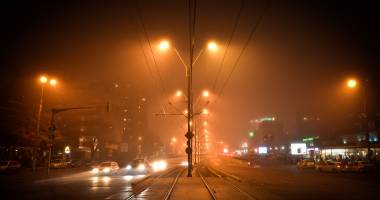 Stire din Eveniment : Șoferi, atenție! Ceața scade vizibilitatea sub 50 de metri