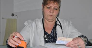 Stire din Sănătate : Ce au de făcut constănțenii care nu au card de sănătate