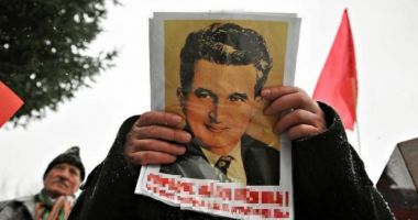 Stire din Actualitate : Plângere penală împotriva rețelei de conturi care glorifică perioada comunistă
