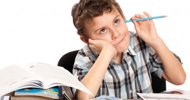 Stire din Sănătate : Copilul tău suferă de ADHD?  Iată cum îl poți ajuta