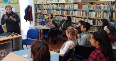 Stire din Cultură-Educație : Elevii Liceului Tehnologic Poarta Albă au învățat  "Ce este politețea"