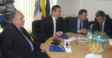 Stire din Economie : Ce a făcut CERONAV cu banii marinarilor