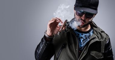Ce fumează Bulă?