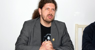Stire din Politică-Administrație : Deputat de Constanța, refuzat de BEC pentru alegerile europarlamentare