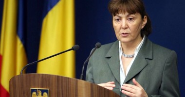 Stire din Politică-Administrație : "Cei care propun suspendarea președintelui fac jocul Moscovei"