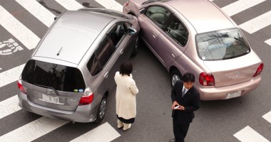 Stire din Eveniment : Constatare amiabilă sau Poliție? Ce faci dacă ai fost implicat într-un accident rutier
