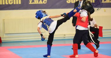 Stire din Sport : Cei mai valoroși arbitri de Kung-Fu ai României se reunesc la Mangalia