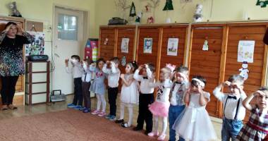Stire din Cultură-Educație : Cei mai buni preșcolari vorbitori de limba engleză