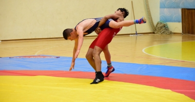 Cei mai buni luptători din România au încins atmosfera la Sala Sporturilor - 5