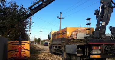 CELCO a donat materiale de construcții sinistraților din Corbu și Luminița - 2