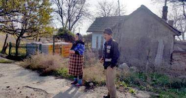 CELCO a donat materiale de construcții sinistraților din Corbu și Luminița - 5