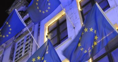 Stire din Actualitate : Celebrități, nonagenari, piloți, navigatori, vedete TV - membri ai PE