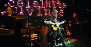 Stire din Diverse : Cu "Celelalte Cuvinte" și "Vama" se încheie Folk You! 2011