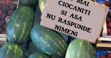 Râzi cu lacrimi! GALERIE FOTO cu cele mai comice anunțuri și imagini de prin magazine - 5