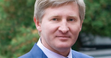 Stire din Actualitate : Cel mai bogat oligarh din Ucraina ia apărarea manifestanților