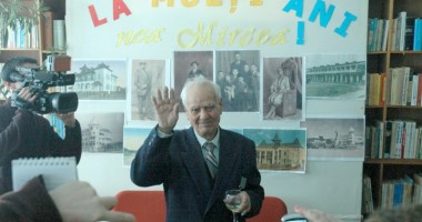 Stire din Eveniment : Cel mai bătrân veteran de război din Constanța, premiat