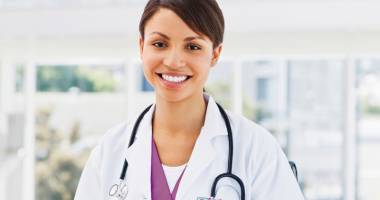 Stire din Sănătate : Cel mai mare târg de joburi medicale a luat startul în România