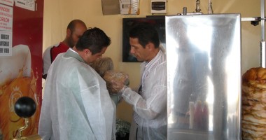 Ce mănâncă turiștii pe litoral?  OPC a luat stațiunile la puricat - 4