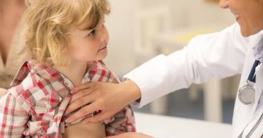 Stire din Sănătate : Medicul recomandă tratamentul corect pentru "alergia copilăriei"