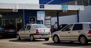 Stire din Social : Aglomerație în vămi. Românii  pleacă să facă Paștele la bulgari