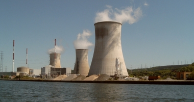 Stire din Actualitate : Centrală nucleară, infectată cu viruși informatici