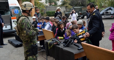 Stire din Eveniment : Centrul de Scafandri își deschide porțile pentru elevi