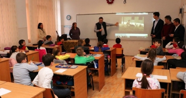 Centrul Cultural "Burada", oaspete  al elevilor din Medgidia - 6