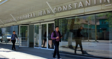 Stire din Cultură-Educație : În viteza melcului! Când se redeschide fostul Cinema "Republica"