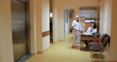 Stire din Sănătate : Testări gratuite pentru osteoporoză, în Constanța