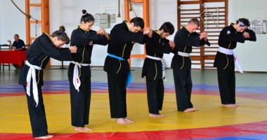 Stire din Sport : Centuri negre pentru practicanții de arte marțiale din Constanța