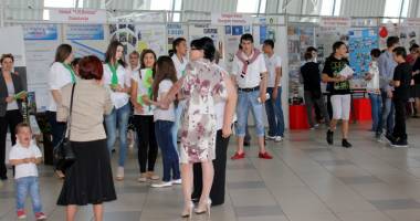 Stire din Cultură-Educație : Ce oferă învățământul constănțean se vede la Târgul Ofertelor Educaționale