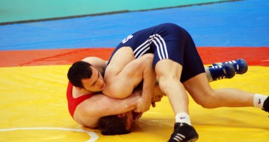 Stire din Sport : Ce performanțe au avut luptătorii la Internaționalele României
