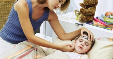Stire din Sănătate : Ce presupune lipsa vaccinării copiilor