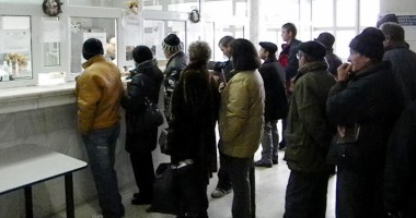 Ce program  au casieriile RAJA