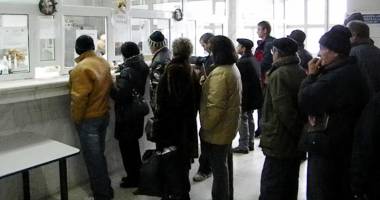 Stire din Social : Ce program au casieriile RAJA, de sărbători