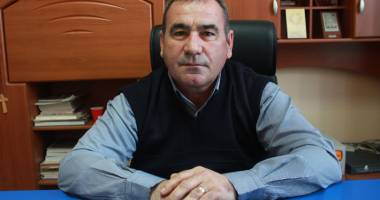 Stire din Politică-Administrație : Ce proiecte are pentru Adamclisi, primarul Anton Burcea